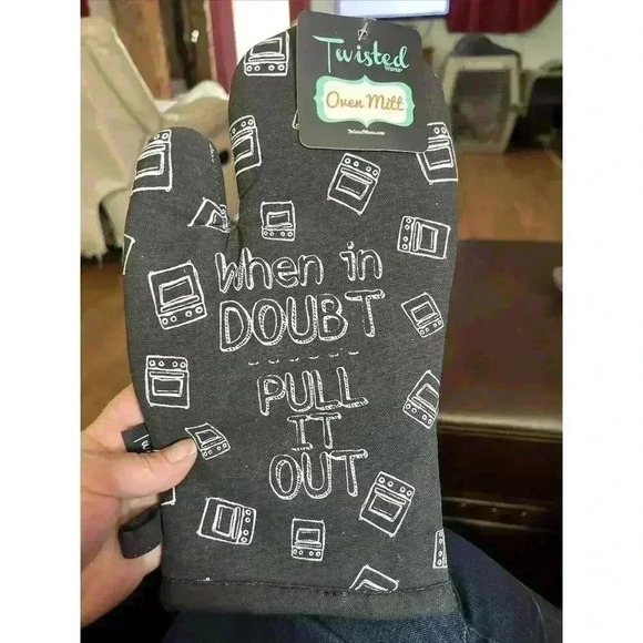 Funny Oven Mitt Retro Design Adult Humor Gift For Her18 - Picture 6 of 6